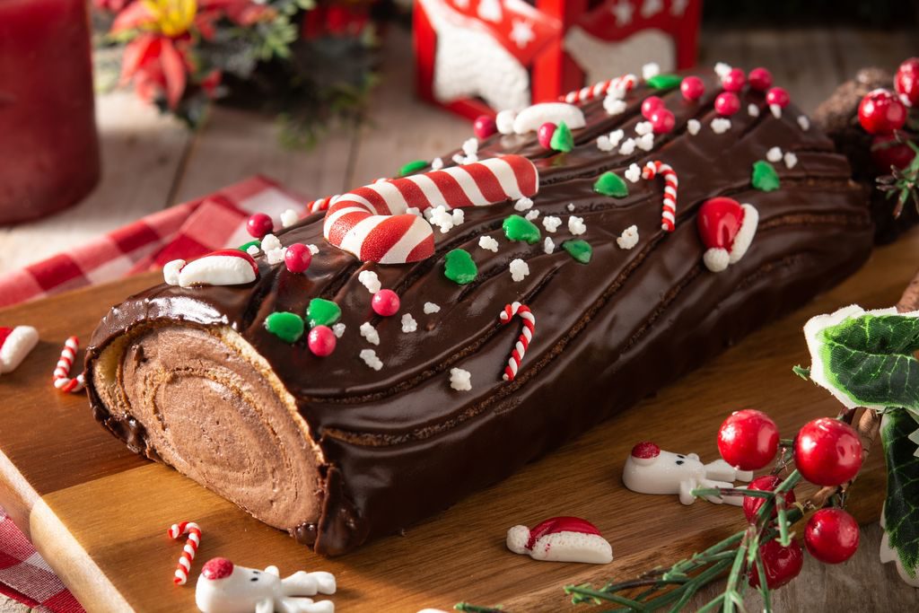 Decorazioni per torte natalizie al cioccolato