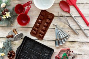 I regali di Natale per chi ama la cucina: per lui, per lei, per fare i dolci e per impastare