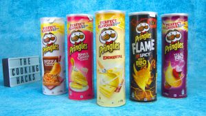 Pringles, i nuovi gusti Emmental, Texas BBQ Sauce, Ham & Cheese, Pizza, e Flame Spicy BBQ: dove trovarli, prezzo, e prova assaggio