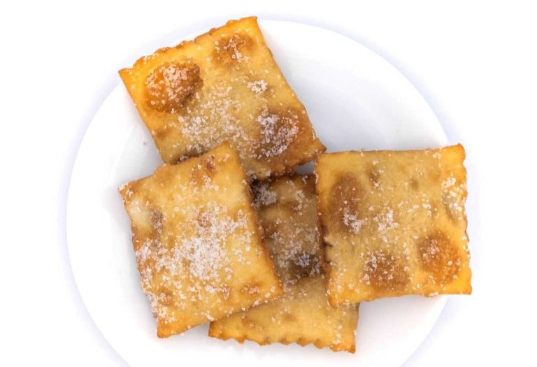 Bugie di Carnevale, la deliziosa ricetta per farle al forno, ripiene e senza glutine