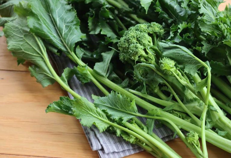 Come pulire le cime di rapa