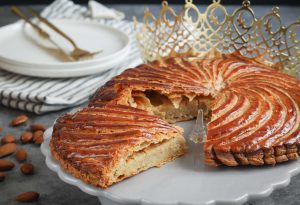 Galette des Rois: ricetta e storia del dolce francese per l'Epifania con sorpresa