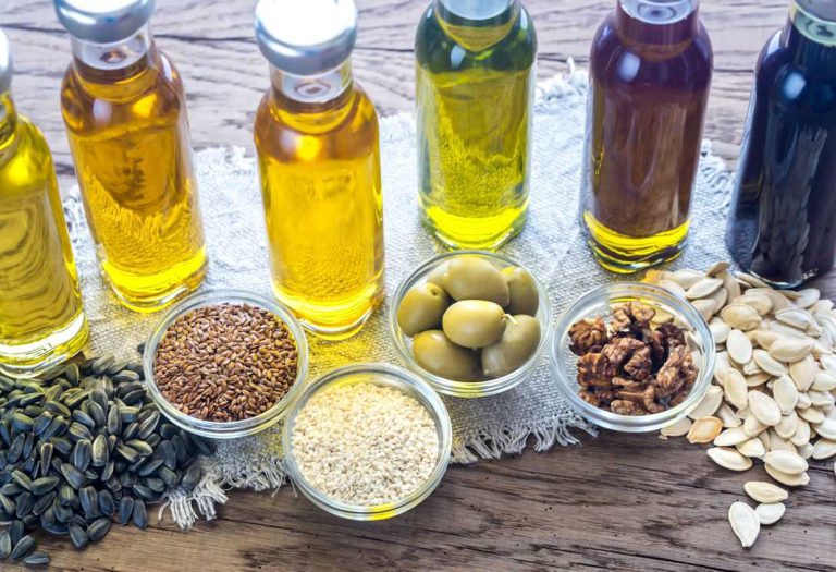 Grassi vegetali: cosa sono e quali sono, differenze tra idrogenati e non idrogenati