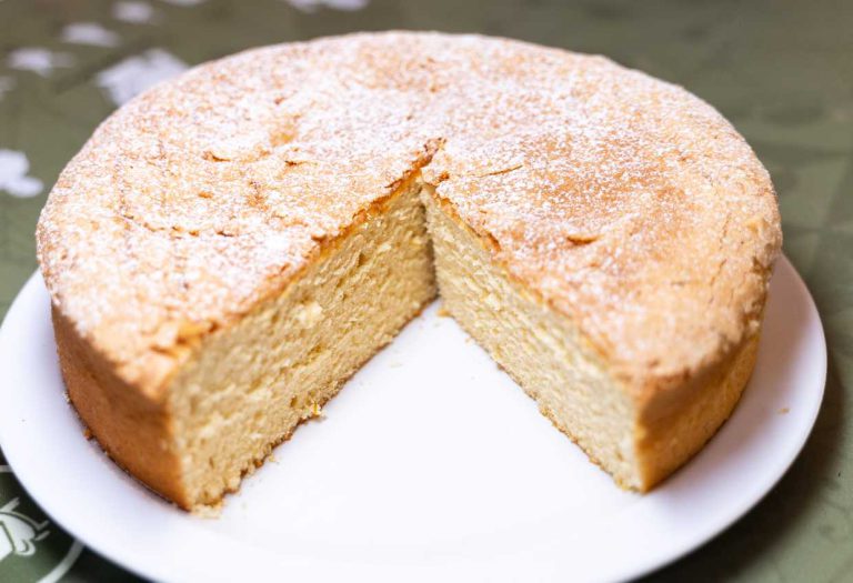 Pan di Spagna vegano: l'alternativa senza ingredienti di origine animale