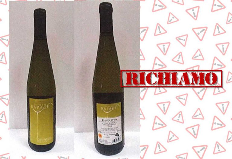 Richiamato vino frizzante per allergeni non dichiarati in etichetta, ecco tutti i dettagli