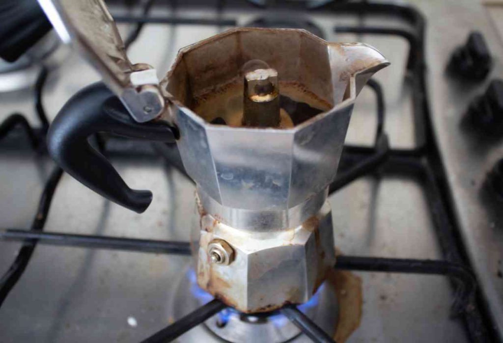 Come pulire la caffettiera: metodi efficaci e consigli pratici